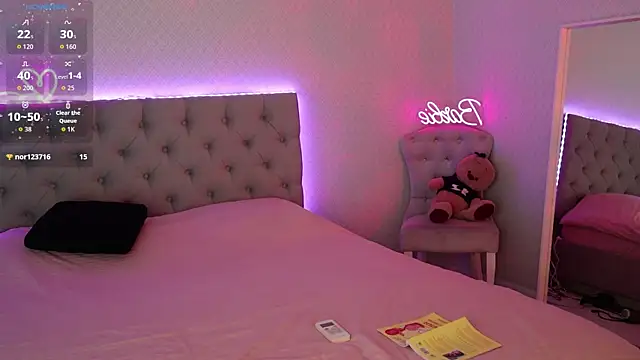 Katherinepinke online show from 09/25/25, 10:10