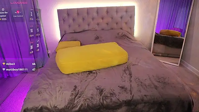 Katherinepinke online show from 11/06/25, 01:59