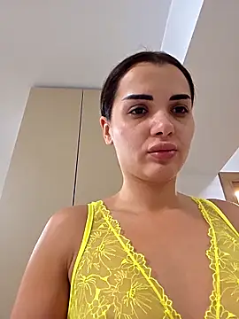 Snapshot of NaughtyChloe chatting on 09/09/25, 04:11 NaughtyChloe online show from 09/09/25, 04:11