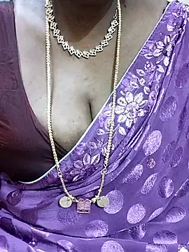 shobini online show from 10/24/25, 01:54