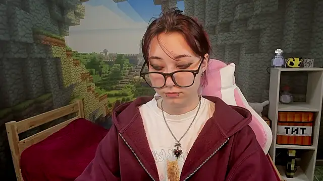 Snapshot of ClaraParks chatting on 02/15/26, 07:24 ClaraParks online show from 02/15/26, 07:24