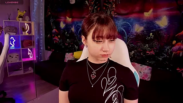 ClaraParks online show from 03/28/26, 07:04