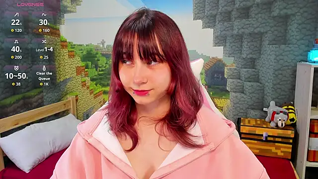 ClaraParks online show from 11/28/25, 07:03