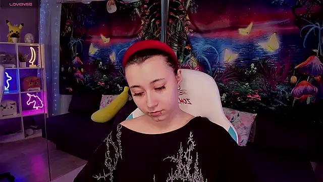 ClaraParks online show from 03/08/26, 02:04