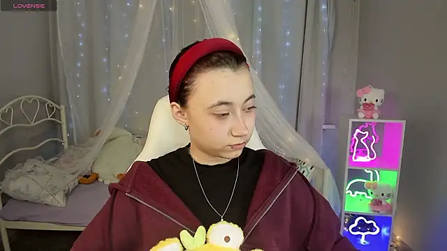 Snapshot of ClaraParks chatting on 01/31/26, 07:12 ClaraParks online show from 01/31/26, 07:12