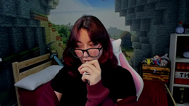 Snapshot of ClaraParks chatting on 02/03/26, 06:24 ClaraParks online show from 02/03/26, 06:24