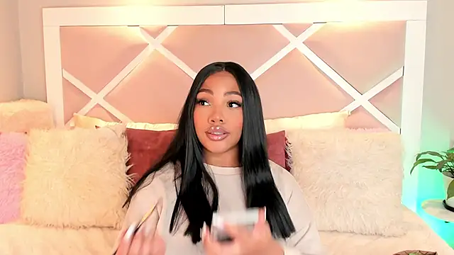 CarolinaSommerr online show from 12/02/25, 02:56