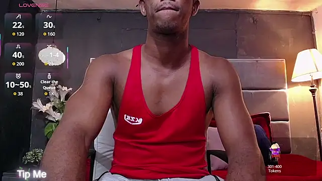 Snapshot of blackbignude chatting on 09/20/25, 01:32 blackbignude online show from 09/20/25, 01:32