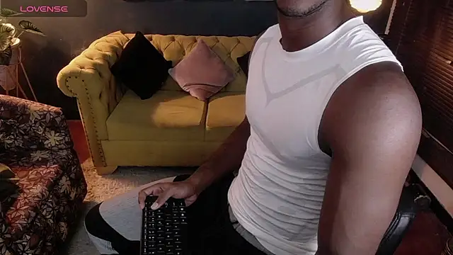 blackbignude online show from 01/15/26, 01:31