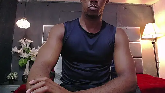 Snapshot of blackbignude chatting on 10/02/25, 01:20 blackbignude online show from 10/02/25, 01:20