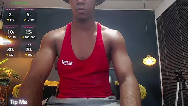 Snapshot of blackbignude chatting on 12/14/25, 01:56 blackbignude online show from 12/14/25, 01:56