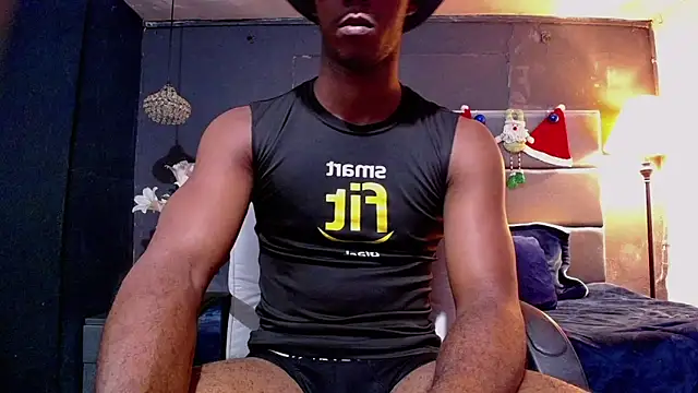 Snapshot of blackbignude chatting on 12/04/25, 01:48 blackbignude online show from 12/04/25, 01:48