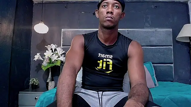 Snapshot of blackbignude chatting on 11/16/25, 01:32 blackbignude online show from 11/16/25, 01:32