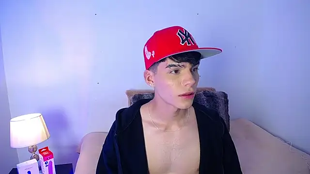 Snapshot of Dulcey_ chatting on 10/03/25, 04:14 Dulcey online show from 10/03/25, 04:14