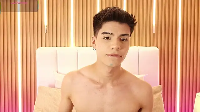 Dulcey  online show from 03/31/26, 04:58