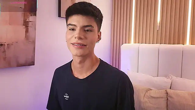 Dulcey  online show from 03/06/26, 05:24