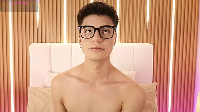 Dulcey  online show from 04/01/26, 04:03