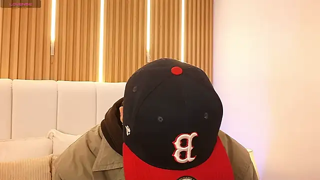 Dulcey  online show from 03/17/26, 04:48