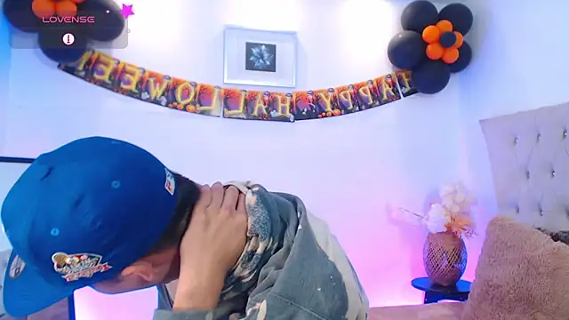 Dulcey  online show from 10/21/25, 05:29