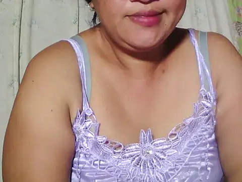 hotolivia34 online show from 10/06/25, 06:58
