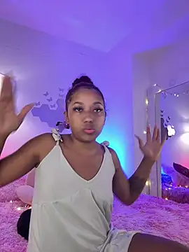 Snapshot of _Zahara_ chatting on 03/26/26, 12:42 Zahara online show from 03/26/26, 12:42