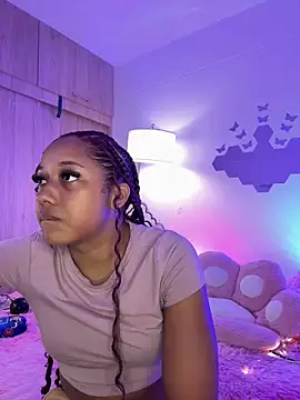 Snapshot of _Zahara_ chatting on 02/22/26, 11:06 Zahara online show from 02/22/26, 11:06