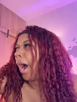 Snapshot of _Zahara_ chatting on 02/06/26, 11:01 Zahara online show from 02/06/26, 11:01