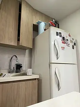 Snapshot of _Zahara_ chatting on 04/08/26, 12:01 Zahara online show from 04/08/26, 12:01