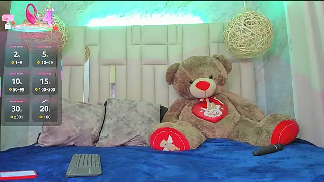 Snapshot of NikkyyRed chatting on 09/12/25, 03:50 NikkyyRed online show from 09/12/25, 03:50