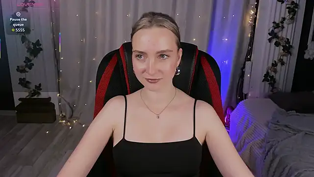 EllaBloom online show from 09/24/25, 02:34