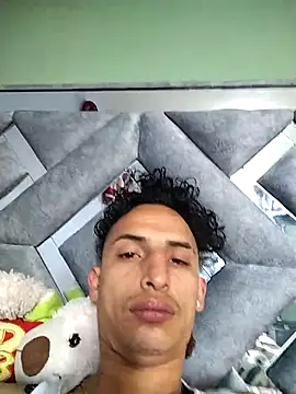 Dani22cmhot online show from 10/26/25, 01:00