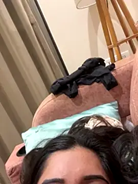 desitease online show from 12/18/25, 08:12