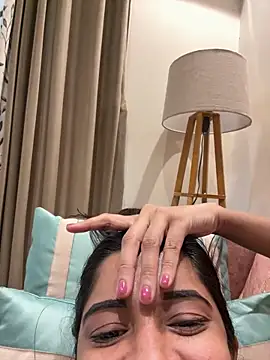 desitease online show from 11/18/25, 10:18