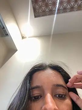 desitease online show from 10/28/25, 08:24