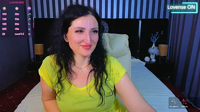 MissRossi online show from 11/26/25, 07:47