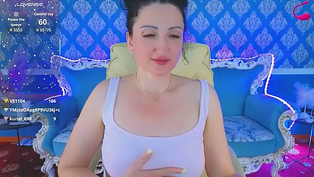 Snapshot of MissRossi chatting on 06/17/26, 07:30 MissRossi online show from 06/17/26, 07:30