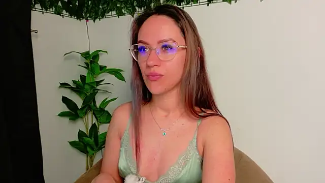 EvaBllake online show from 04/22/26, 05:25