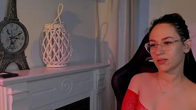 Snapshot of EvaBllake chatting on 11/11/25, 06:41 EvaBllake online show from 11/11/25, 06:41