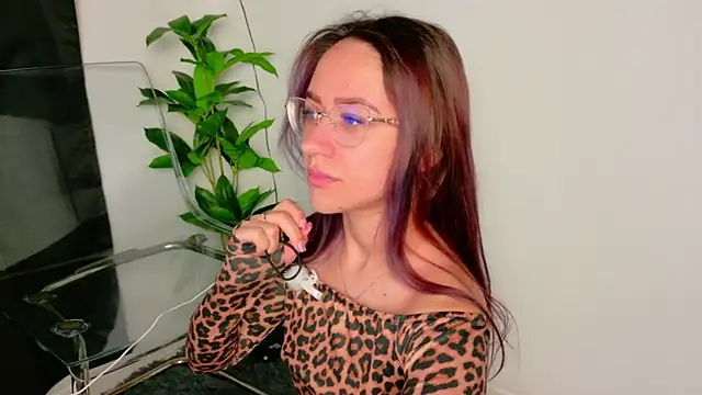 EvaBllake online show from 04/03/26, 05:14