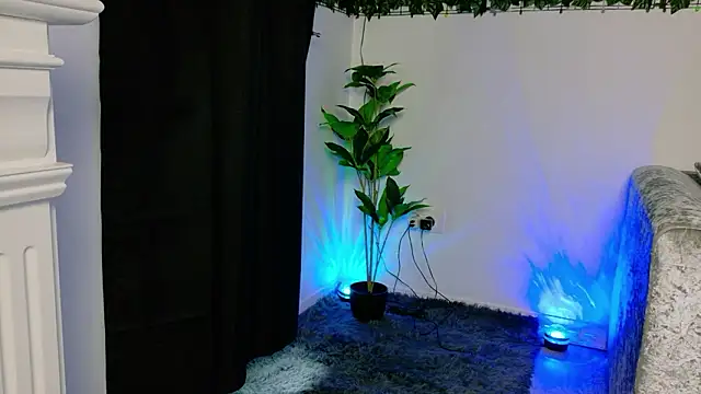 EvaBllake online show from 03/19/26, 06:13