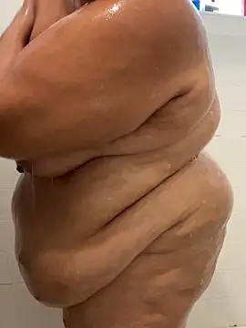 lulusatansbaby online show from 10/26/25, 10:32