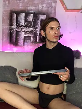 danny rios20 online show from 11/22/25, 08:08