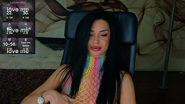 Snapshot of NaomiScarlet chatting on 10/25/25, 04:55 NaomiScarlet online show from 10/25/25, 04:55