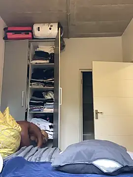 prettydollyy online show from 04/14/26, 09:58