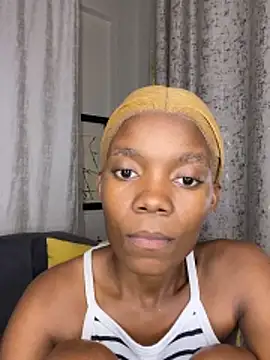 prettydollyy online show from 03/25/26, 08:19