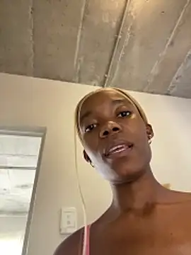 prettydollyy online show from 04/11/26, 07:38