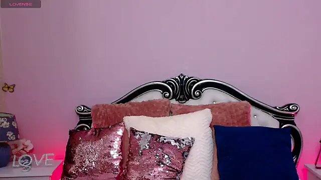 SweetySasha18 online show from 05/28/26, 05:19