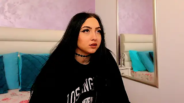 SweetySasha18 online show from 12/02/25, 06:09