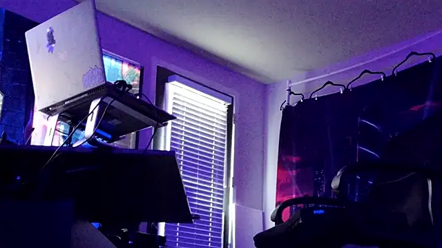 glitterboxx online show from 06/20/26, 11:10