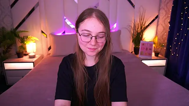 ArrinaWairr online show from 02/11/26, 08:58